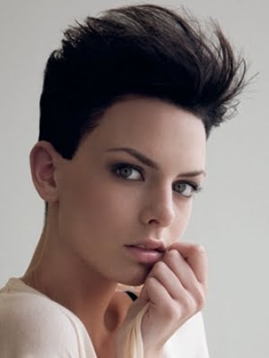 Short Hair Style Ideas for Women 2011-2012 %285%29.jpg